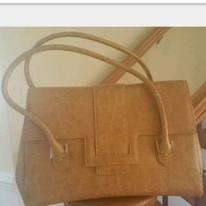 CHARLIE LAPSON Tan Satche Handbag Magnetic Closure